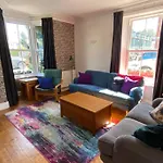 Poet's Corner - Flat Close To Centre Of Apartment *