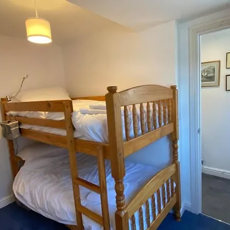 דירה Poet's Corner - Flat Close To Centre Of *